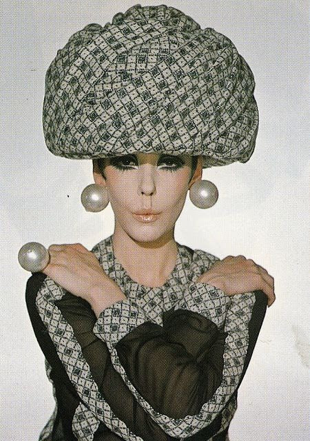 The Iconic Rebel: Remembering Peggy Moffitt, the 60s Supermodel Who Defied Convention